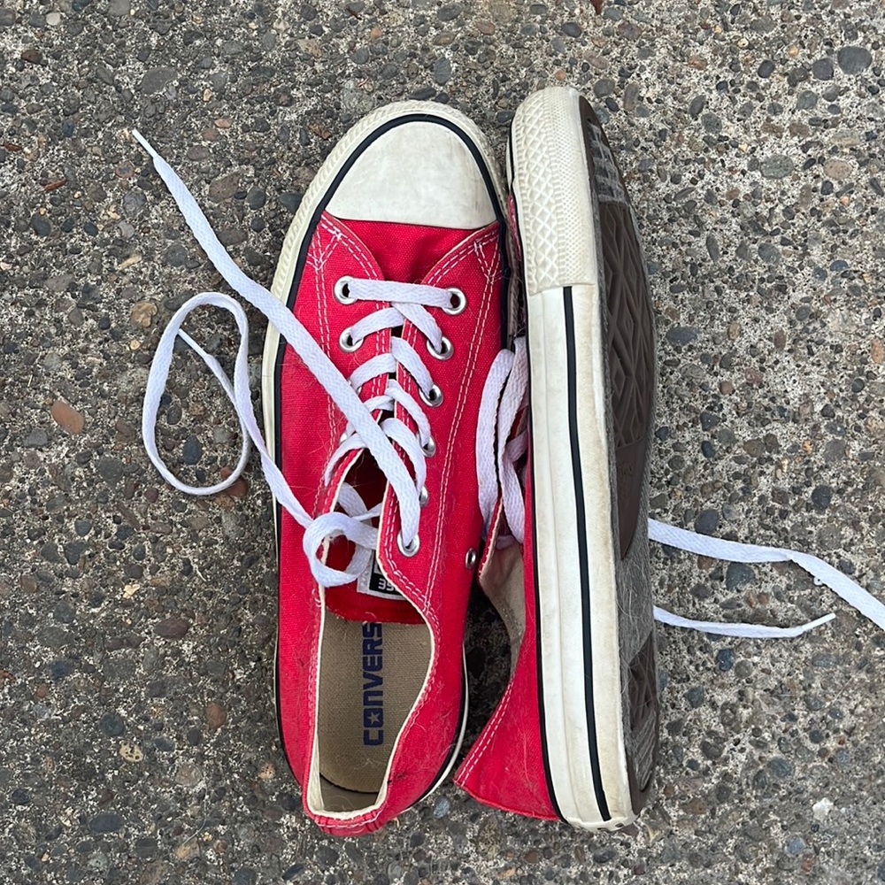 Red converse